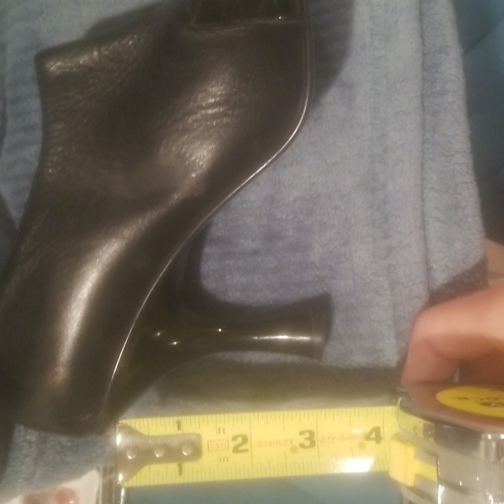 Booties - Picture 6 of 7